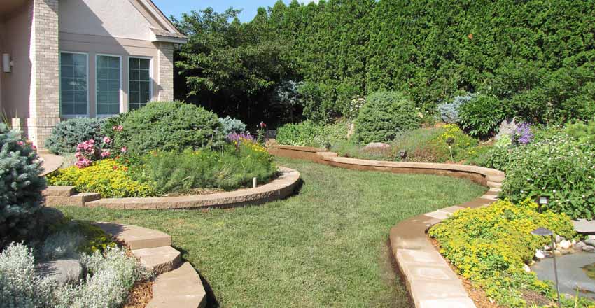 Fredridckson Lawn And Landscape: Care for Shrubs